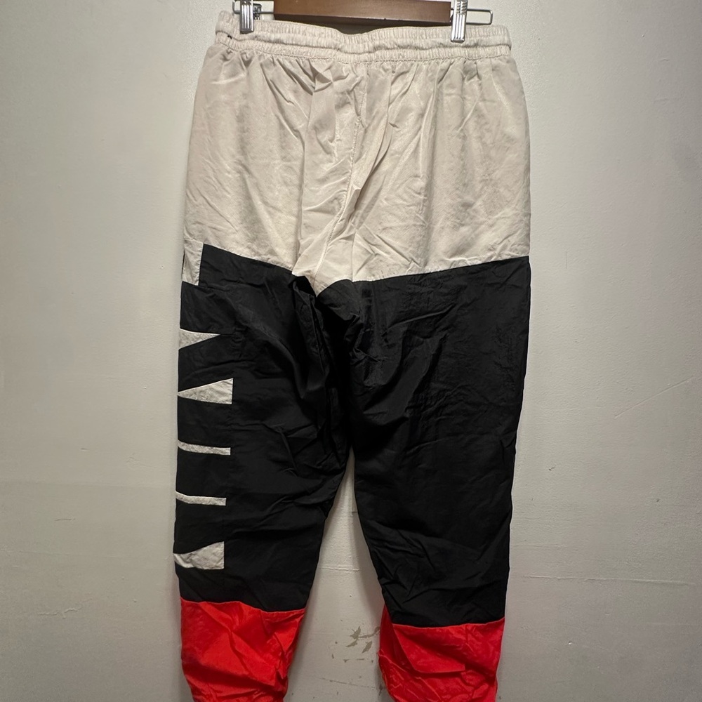 Nike Men's Black, White, and Red Joggers - Picture 10 of 11